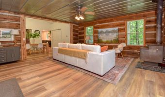 835 N Woodland Cir, Bloomfield, IN 47424