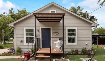 308 E Davis Ave, Alvarado, TX 76009