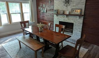 703 Redfern Dr, Beech Grove, IN 46107