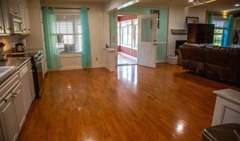 2115 Blackshear Hwy, Baxley, GA 31513