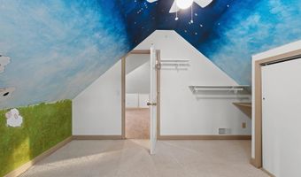 1604 N CLARK St, Appleton, WI 54911