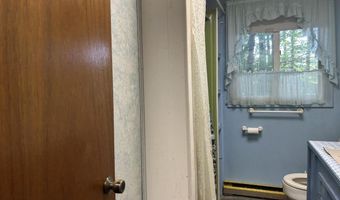 271 Pownal Rd, Auburn, ME 04210