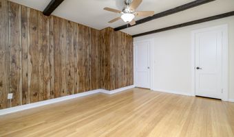 206 Ridgefield Ave, Bridgeport, CT 06610