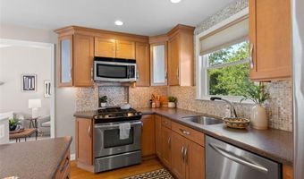 9217 Hallock Dr, Affton, MO 63123