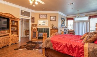 1701 W Lake Shore Dr, Alvarado, TX 76009
