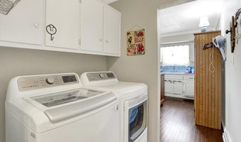 639 W Banta Rd, Indianapolis, IN 46217