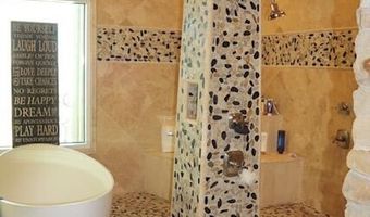 2668 Beach Blvd 2a, Biloxi, MS 39531
