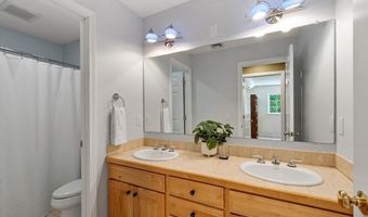 277 Main St, Bolton, MA 01740