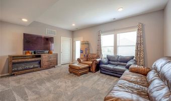 1318 N 160th Ter, Basehor, KS 66007