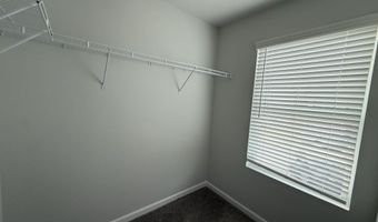 150 Village Green Dr, Adairsville, GA 30103