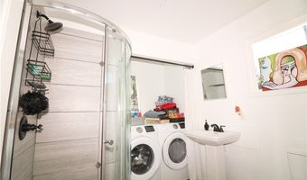 218 S 8th St, Aransas Pass, TX 78336