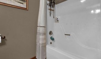 17640 Winchester Rd, Ashville, OH 43103
