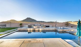 17066 Takipi Rd, Apple Valley, CA 92307
