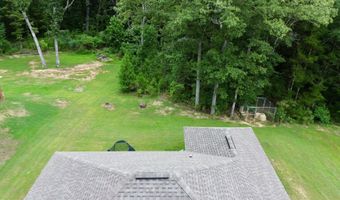 1018 N Sherman Dr, Blue Springs, MS 38828