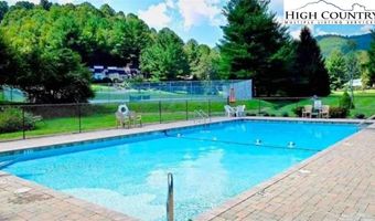 108 Mogul Rd, Banner Elk, NC 28604