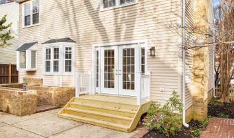 34 N GARFIELD St, Arlington, VA 22201