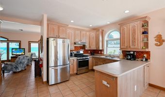 889 N SHORE Dr, Anna Maria, FL 34216