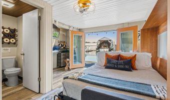 34179 N Scenic Bay, Bayview, ID 83803