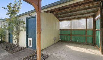 10418 CHAMPOEG Rd, Aurora, OR 97002