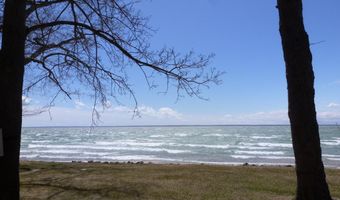 8644 N Point Shores Rd, Alpena, MI 49707