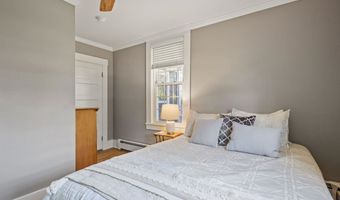 10 Wharf Rd, Center Harbor, NH 03226