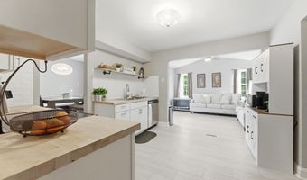 1 LILY Ct, Atco, NJ 08004