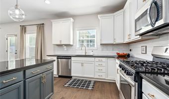 1014 DUNKIRK Cir, Auburn, AL 36832