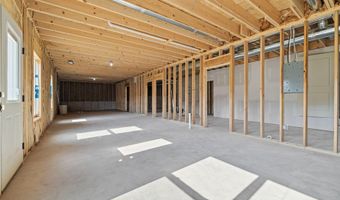 419 Beavertail Rd, Ash Grove, MO 65604