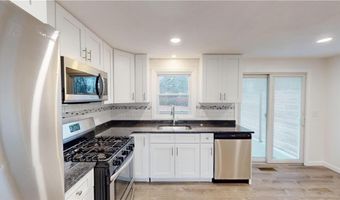 69 Cushing St, North Providence, RI 02904