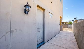 906 Riverfront Dr, Bullhead City, AZ 86442