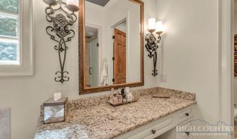 35 Valley Vista Ct, Banner Elk, NC 28604