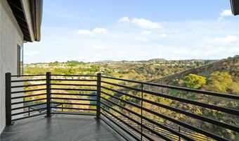 7460 E Hummingbird Cir, Anaheim, CA 92808