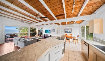 59-781 Kamehameha Hwy 1, Haleiwa, HI 96712