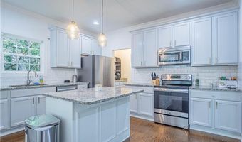 1450 Reynolds Dr, Auburn, AL 36830
