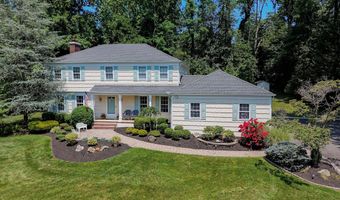 11 Lyon Rd, Middletown, NJ 07748