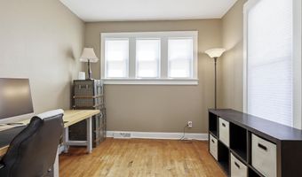 1126 W HARRIS St, Appleton, WI 54914