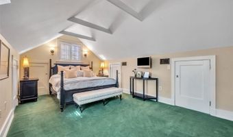 1230 GOLDEN Ln, Orlando, FL 32804