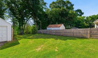 30 Hopkins Ter, Cumberland, RI 02864