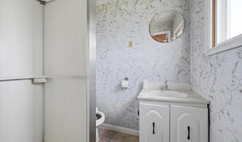 101 N Park Ave, Broadus, MT 59317