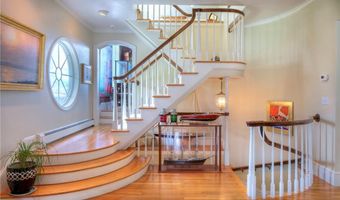 2 Harbor View Dr, Newport, RI 02840