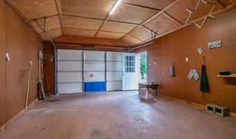 153 Hemlock Rd, Batesville, MS 38606