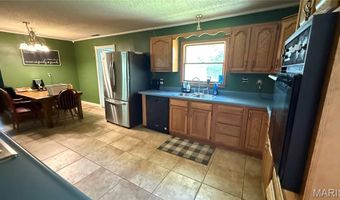410 N Cypress St, Advance, MO 63730