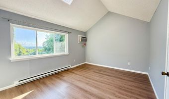 151 Shelter Rock Rd 17, Danbury, CT 06810