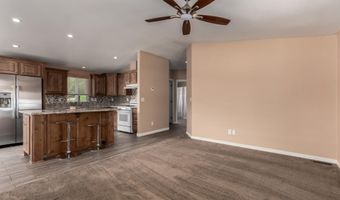 34443 S Golden Ln, Black Canyon City, AZ 85324