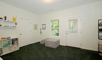 23 Riverview Ct 23, Brookfield, CT 06804