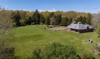 2180 Tower Hill Rd, North Kingstown, RI 02874