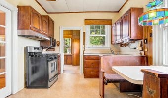 2140 WAYNE Ave, Abington, PA 19001