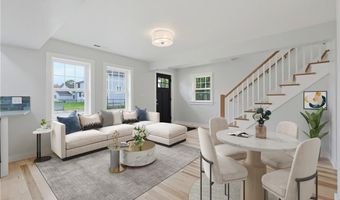 33 Jefferson Ave, East Providence, RI 02915