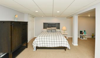 39 Warner St, Bristol, CT 06010