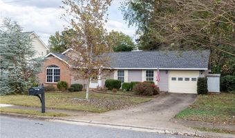 855 DEKALB St, Auburn, AL 36830